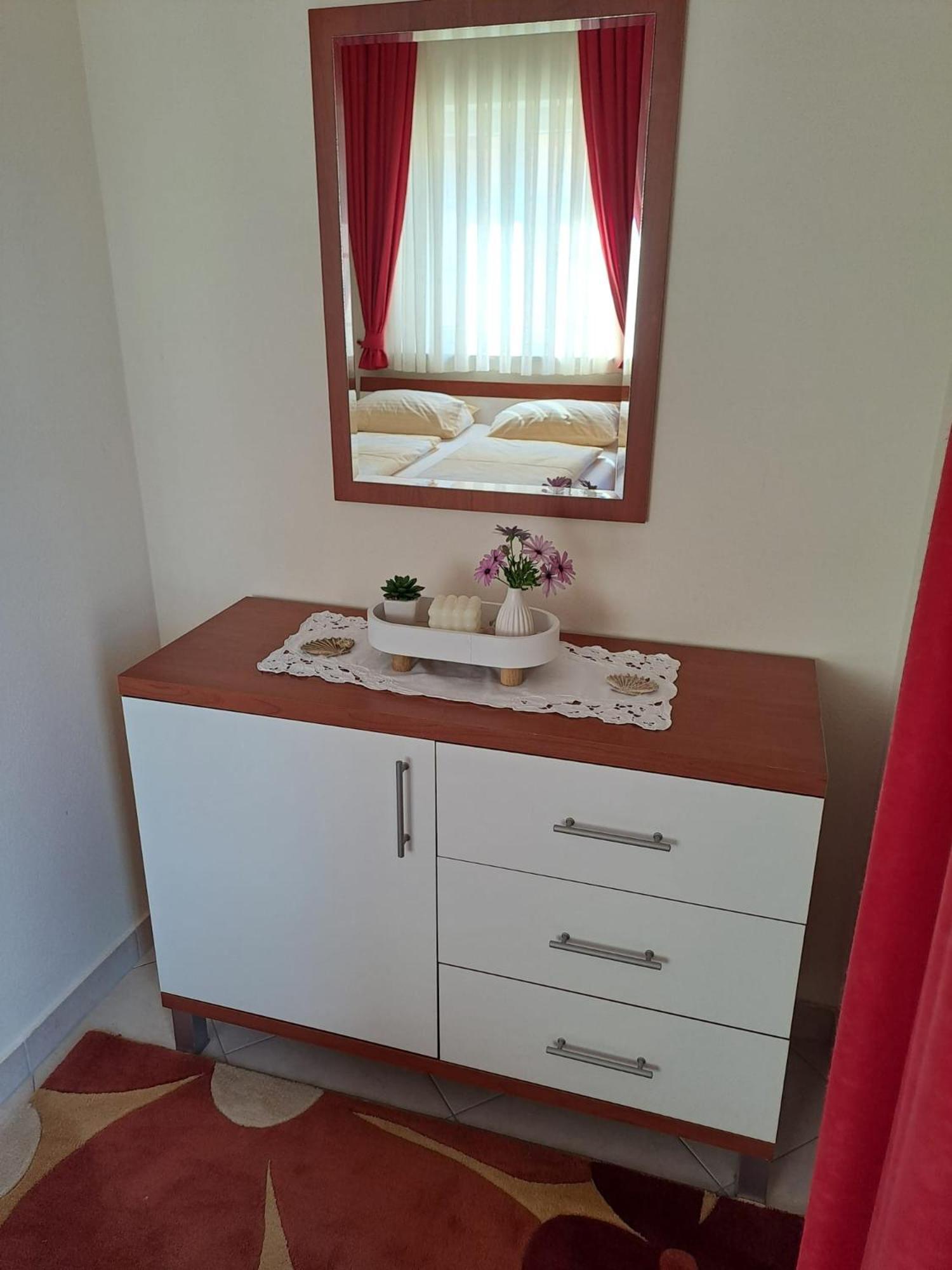 Ferienhaus Dakovic Porec Esterno foto